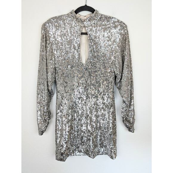 Ronny Kobo Lauper Dress Mini Sequin V Neck New Years Glam Sexy Silver Size S - Picture 4 of 16